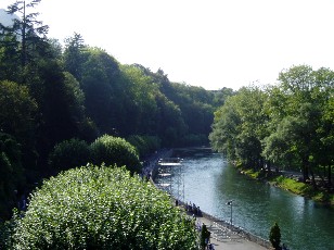 Le Gave tout à côté de la Grotte de Massabielle